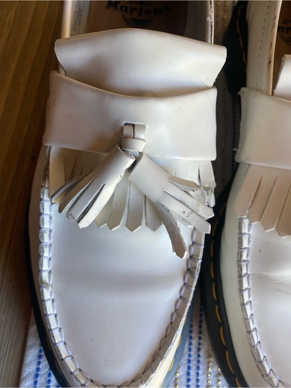 Dr. Martens White Tassel Loafer Leather Slip On Comfort Flats Round Toe Size 9